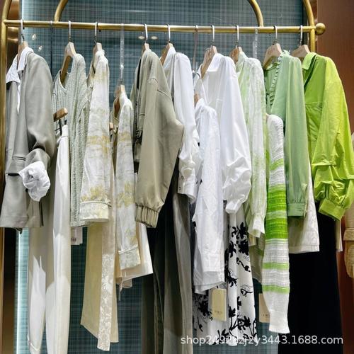 女装品牌折扣店与针纺织品销售的完美融合 策略与实践